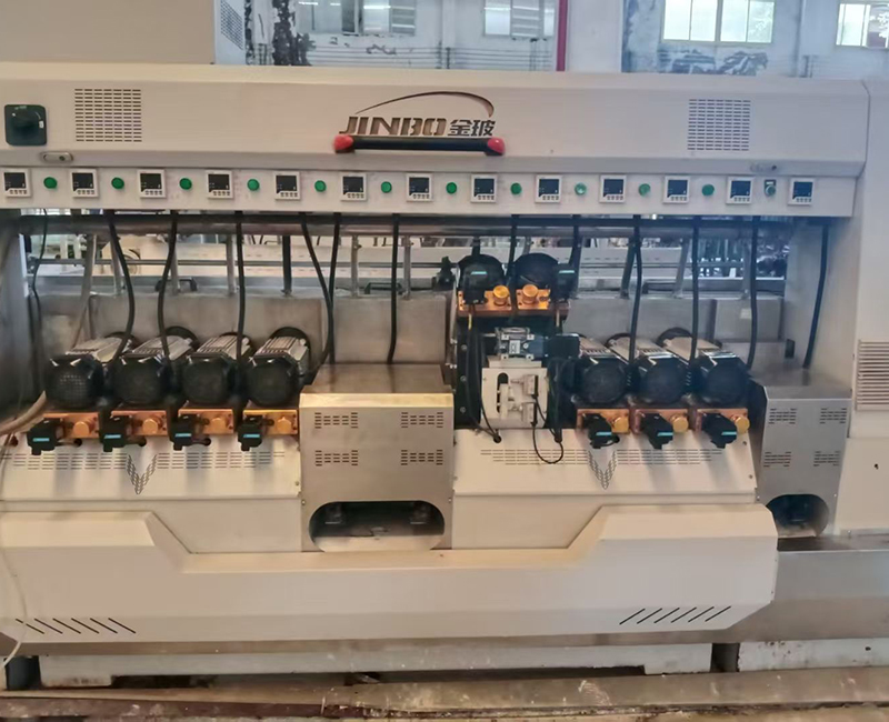 Double edge grinding machine